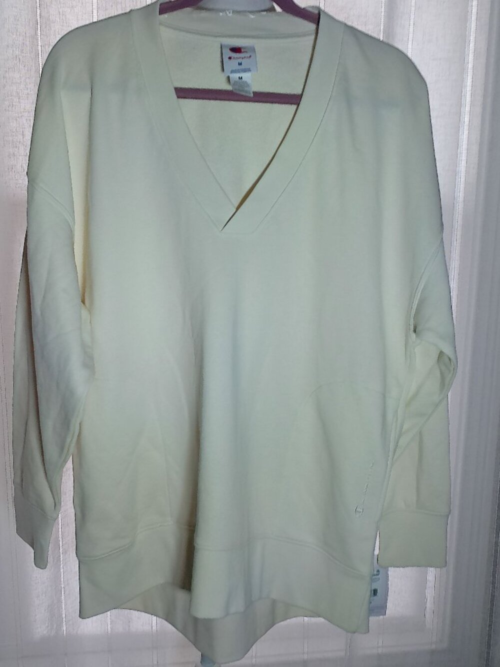 CHAMPION Sweatshirt V-Neck Hi Lo Cream NWT M